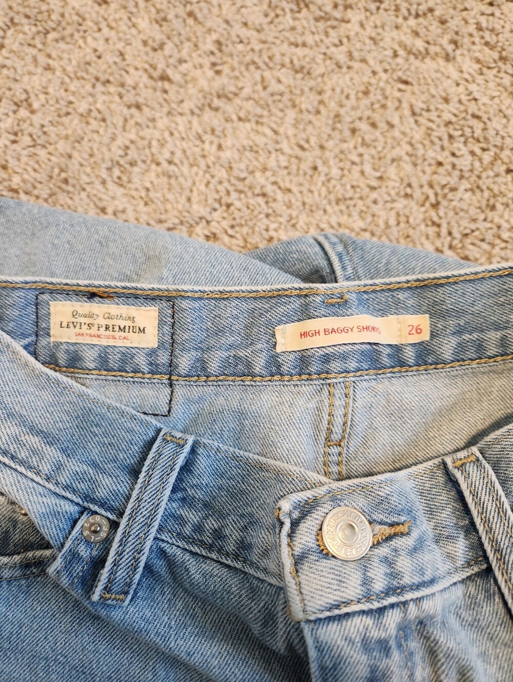 Levi's Premium High Rise Baggy Denim Shorts Size 26 - Picture 5 of 9